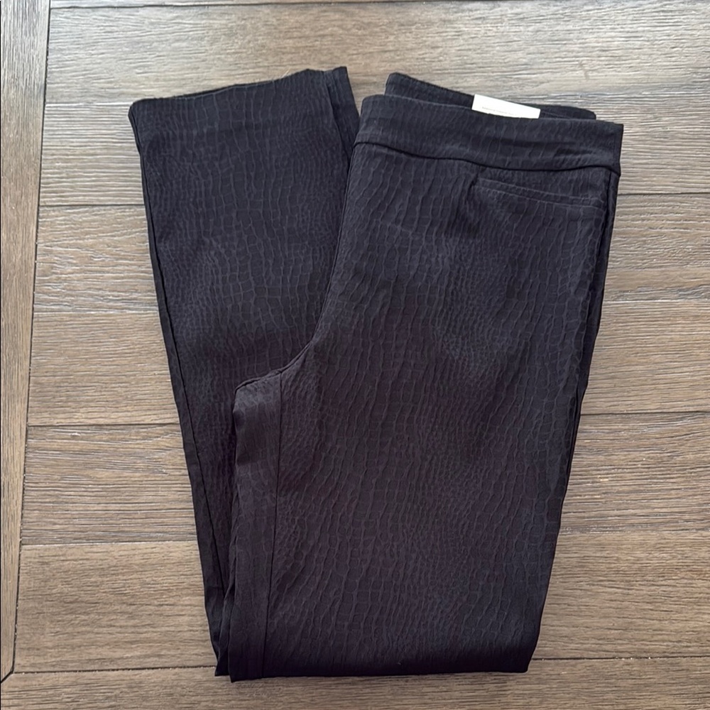 Chico’s Brigitte Reptile Jacquard Pants Tall Size 14 - Picture 13 of 14